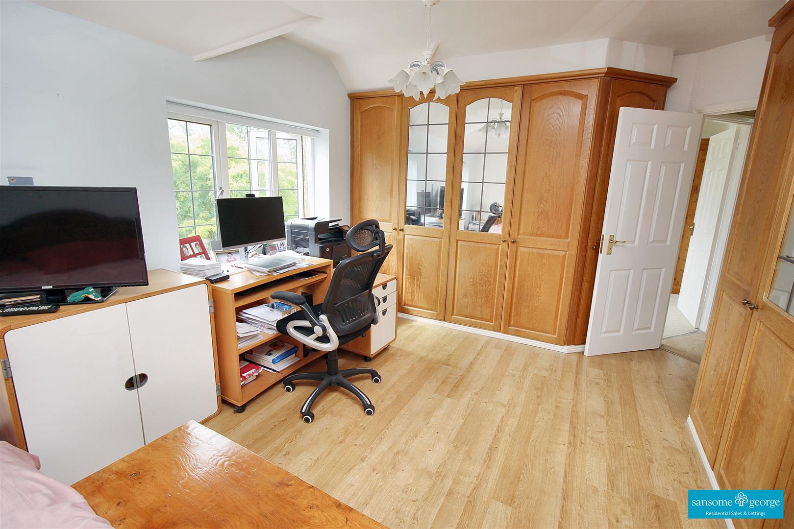 Fairway Avenue, Tilehurst, Reading